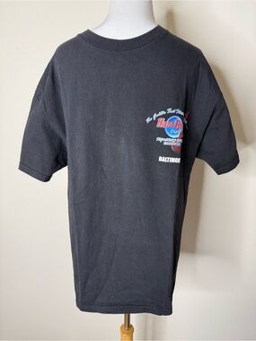 Vintage 2004 Eric Clapton Signature Series Black Hard Rock Cafe Baltimore Tee